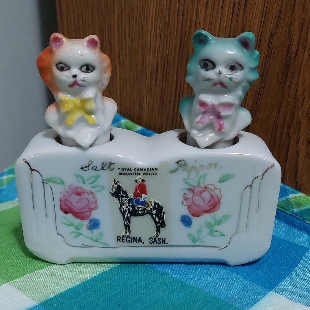 Vintage Nodder Cats Salt and Pepper Shakers Set Orange & Teal